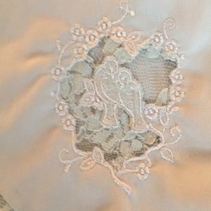 Laros Intimates & Sleepwear - Vintage 1950’s Nylon lace trimmed half slip Laros Intimates & Sleepwear - Vintage 1950’s Nylon lace trimmed half slip